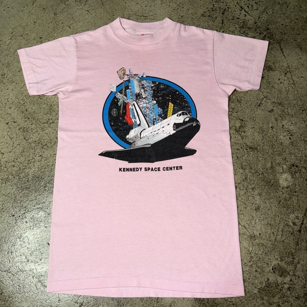80s pink nasa Kennedy space center tee size S true vintage